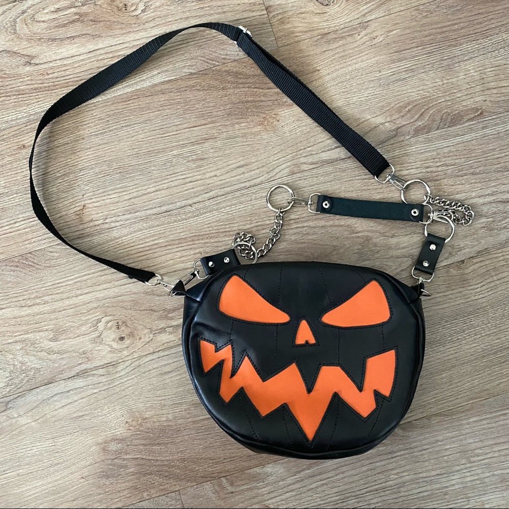 Black and orange pumpkin crossbody bag